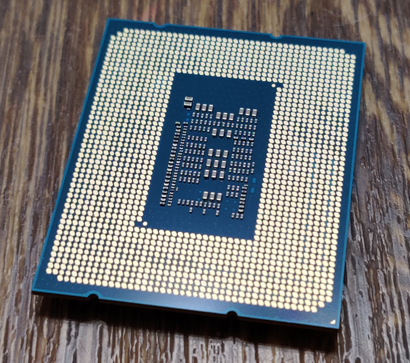 Intel i5 12100f