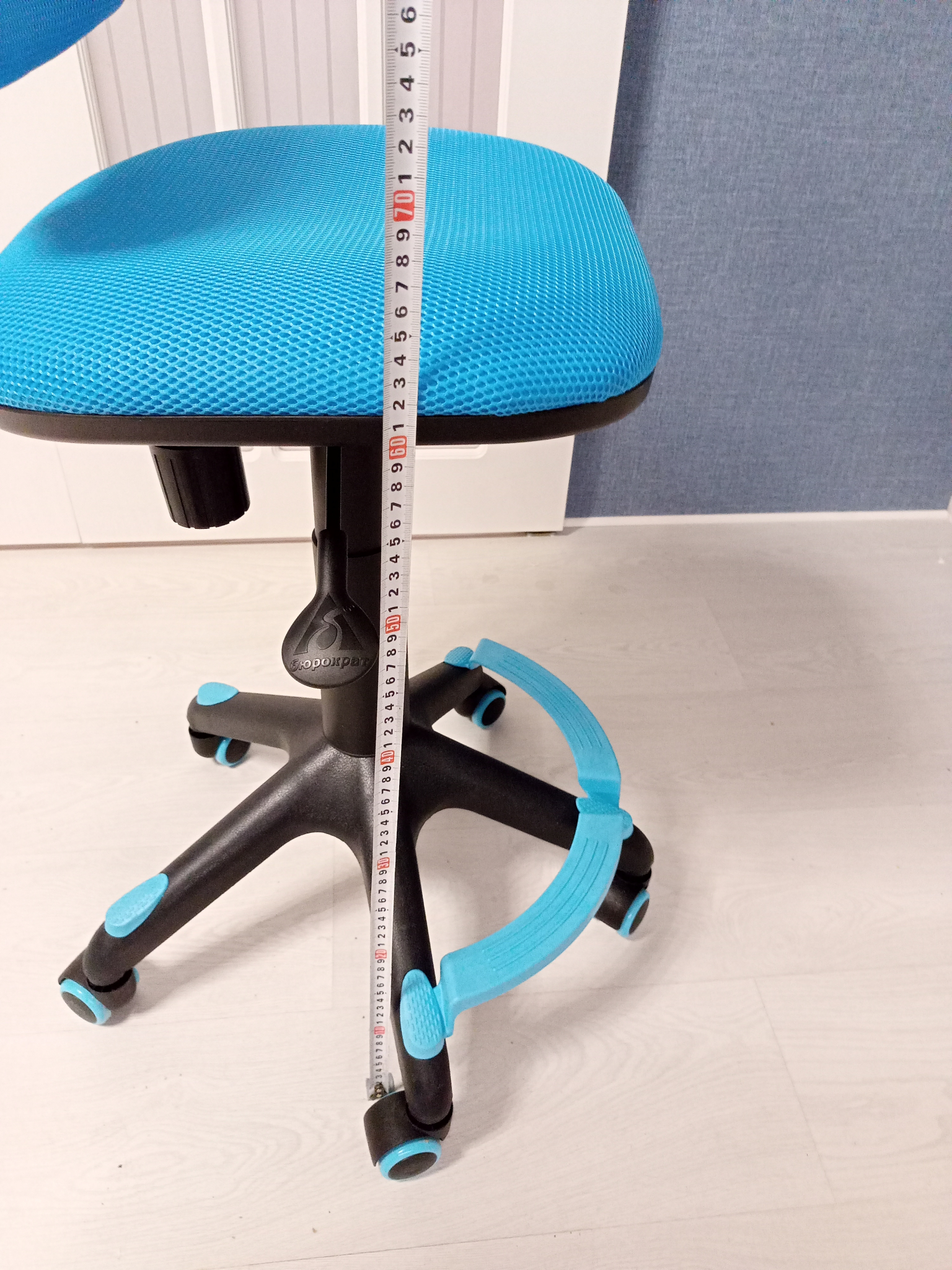 Как восстановить колесико у кресла