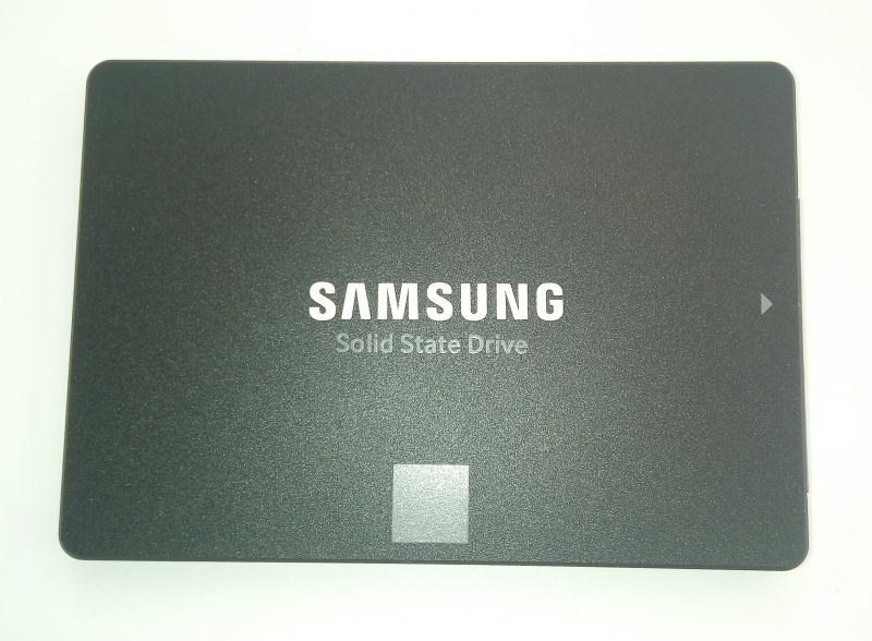 Samsung ssd 250gb 870 evo mz 77e250bw. MZ-77e500bw. Контроллер сервера на накопителях v-NAND 3-bit MLC. MZ-77q1t0bw.