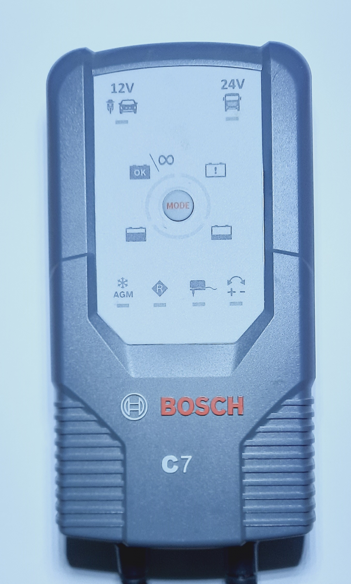 Обзор от покупателя на Зарядное устройство Bosch C7, 018999907M —  интернет-магазин ОНЛАЙН ТРЕЙД.РУ