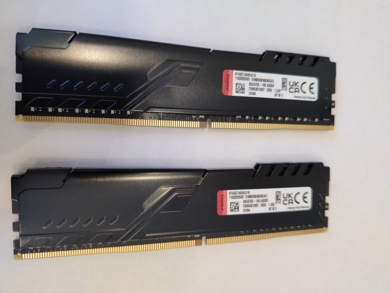 Оперативная память Kingston DDR4 16Gb (2x8Gb) 3200 MHz pc-25600