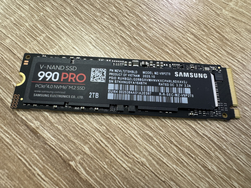 ����� �� SSD ���� M.2 SAMSUNG 2TB 990 PRO PCIe 4.0 x4 V-NAND TLC (MZ-V9P2T0B/AM)