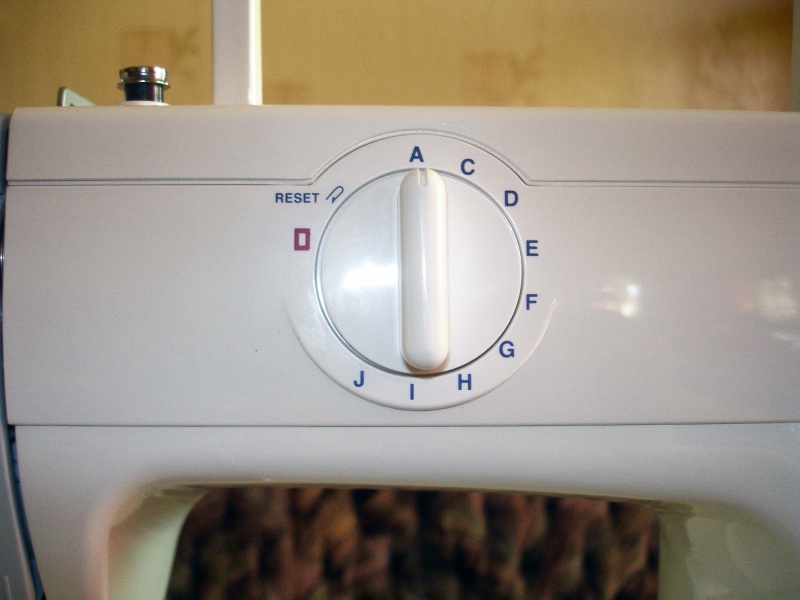 Обзор на Швейная машина Janome 5519 - изображение 12