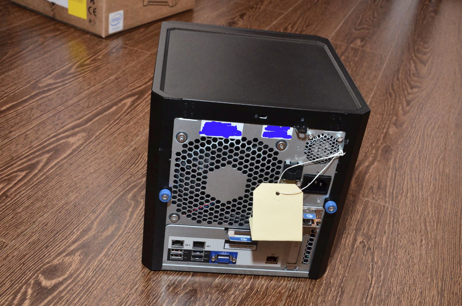 Обзор от покупателя на Сервер HP ProLiant MicroServer Gen8 (819185-421 ...
