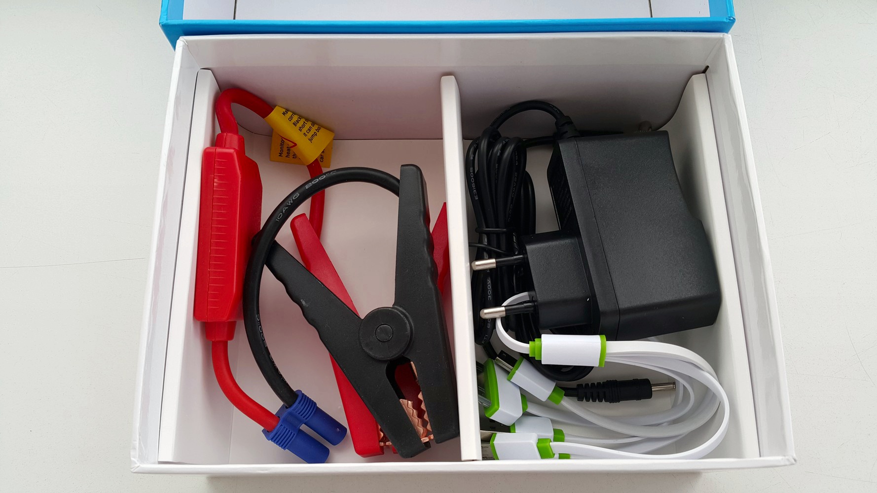 Обзор от покупателя на Портативное пусковое устройство Neoline Jump Starter  80 — интернет-магазин ОНЛАЙН ТРЕЙД.РУ