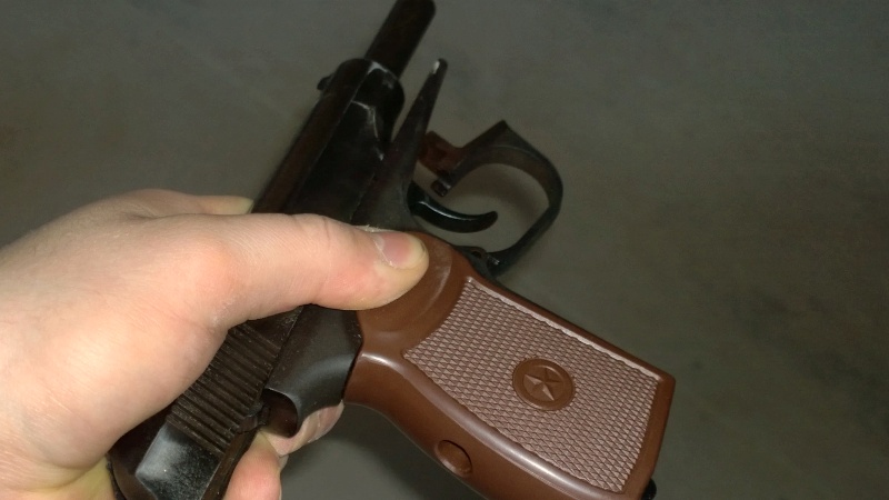 Обзор на Пневматический пистолет МР-654К-20 (пневматический пистолет Макарова, коричневая рукоятка) - изображение 19