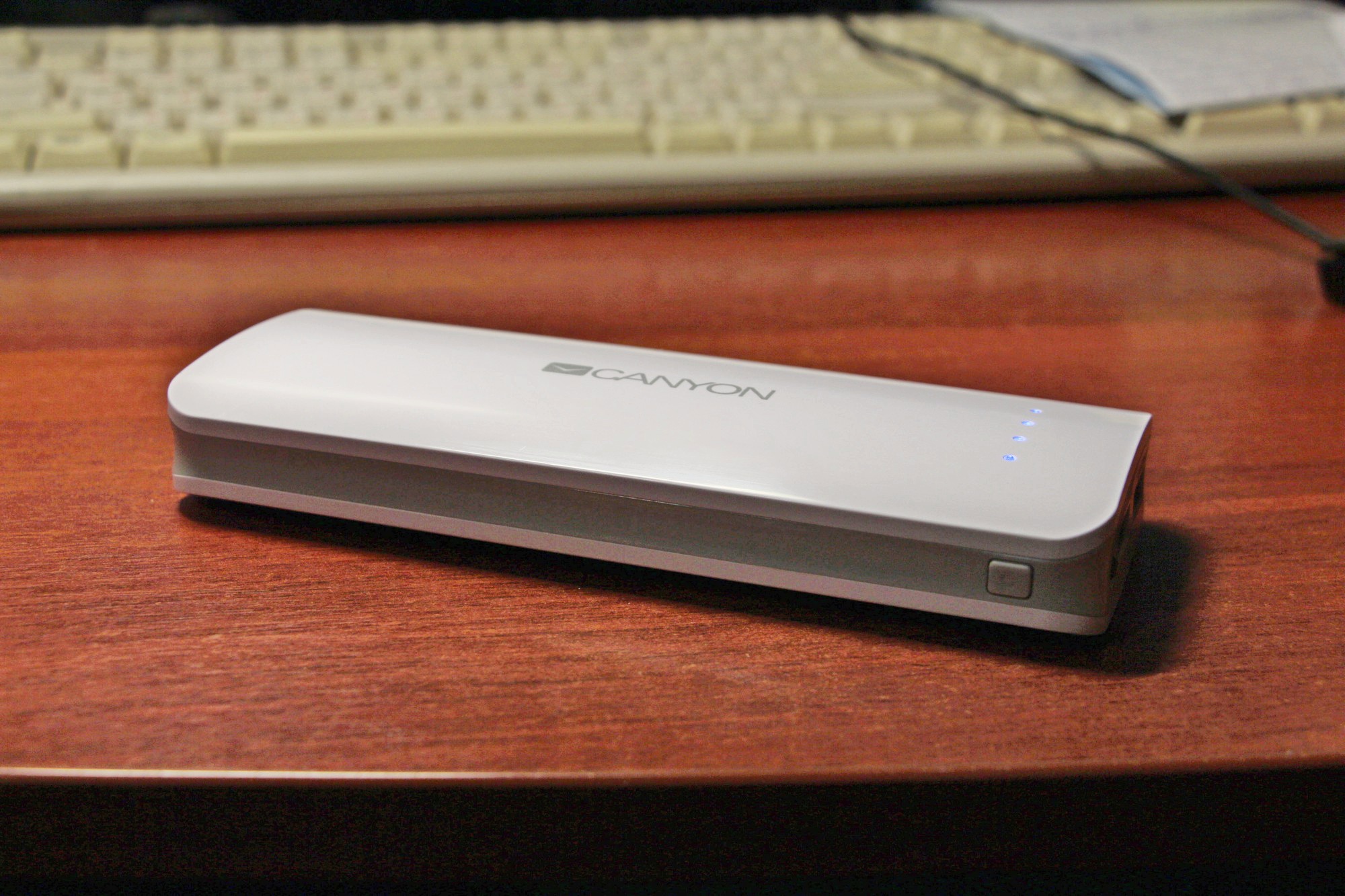 Обзор от покупателя на Внешний аккумулятор CANYON CNE-CPB156W 15600mAh ...