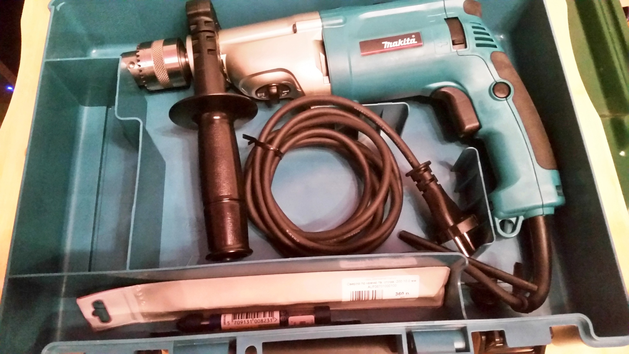 Дрель ударная makita hp 2071 в чем