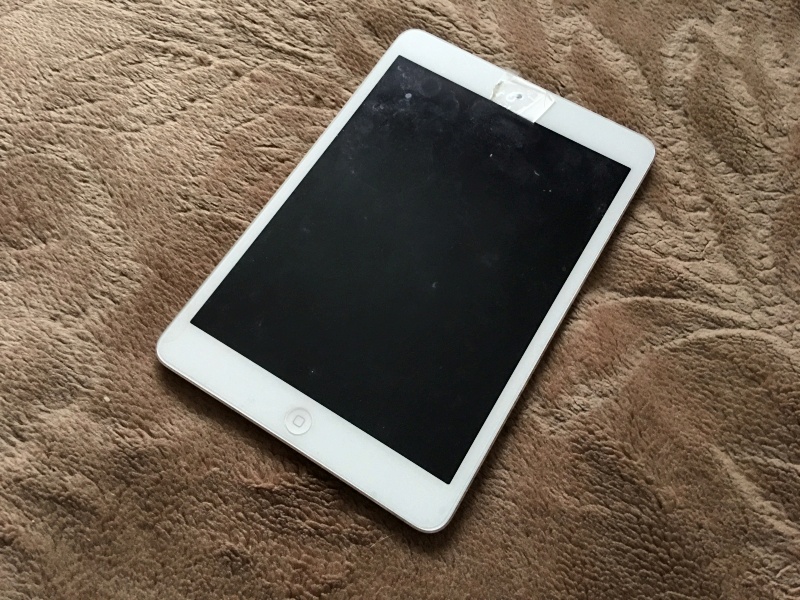 Обзор на Планшет Apple iPad mini 2 16Gb Wi-Fi + Cellular Silver (ME814RU/A) - изображение 7