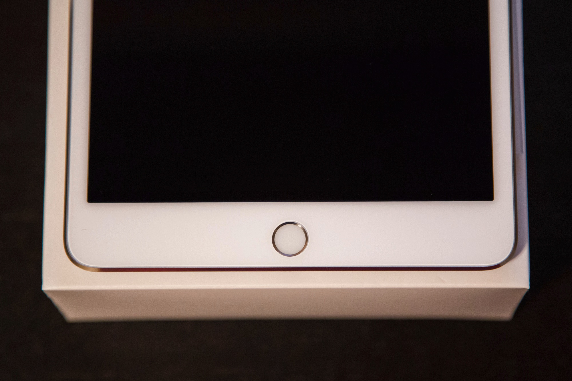 Обзор от покупателя на Планшет Apple iPad mini 4 64GB Wi-Fi +
