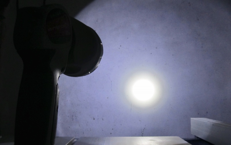 Обзор на Дрель-шуруповерт аккумуляторная ИНТЕРСКОЛ ДА-10/14,4М3 + Фонарь - изображение 7