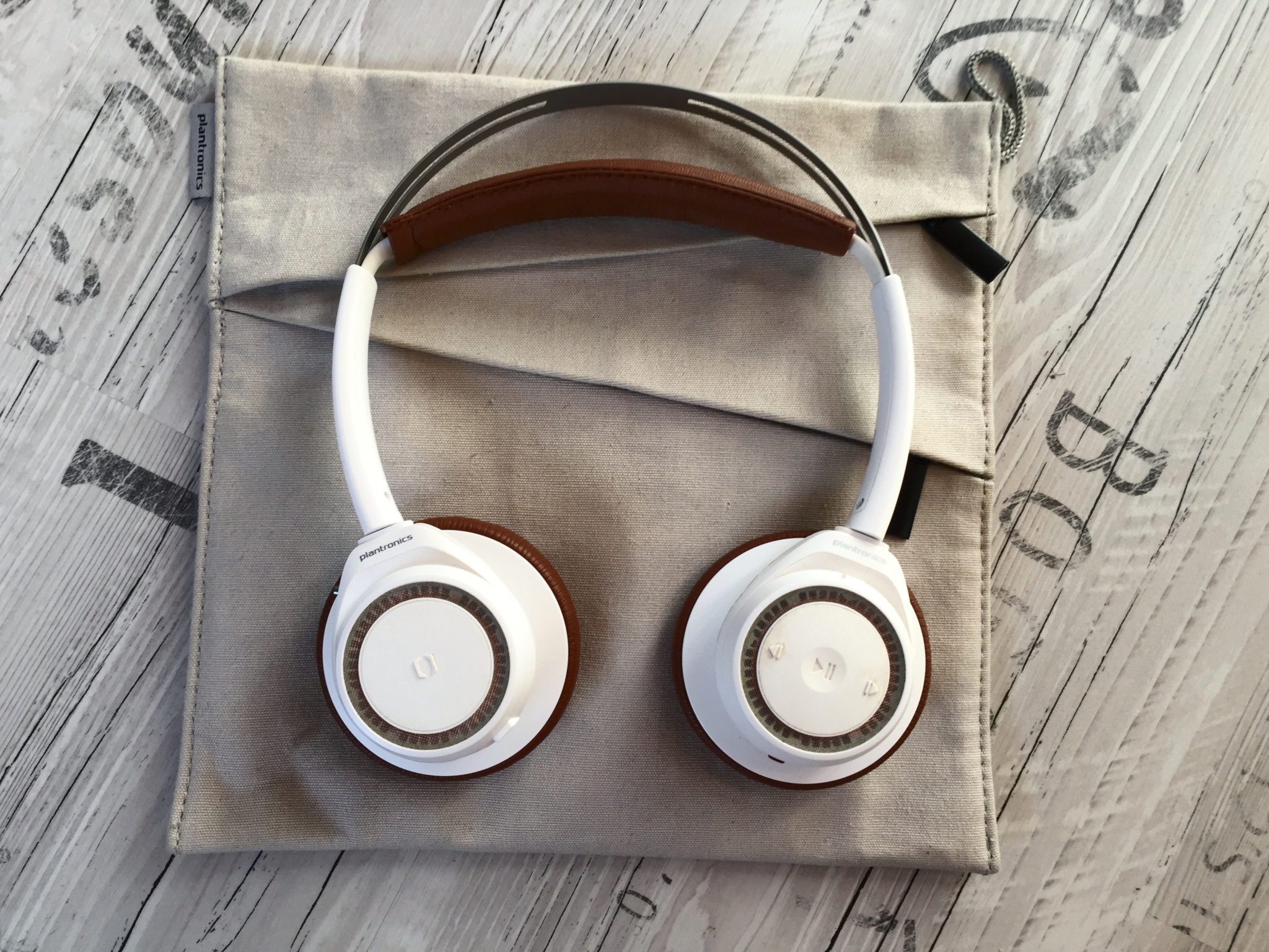 plantronics backbeat sense bluetooth headphones