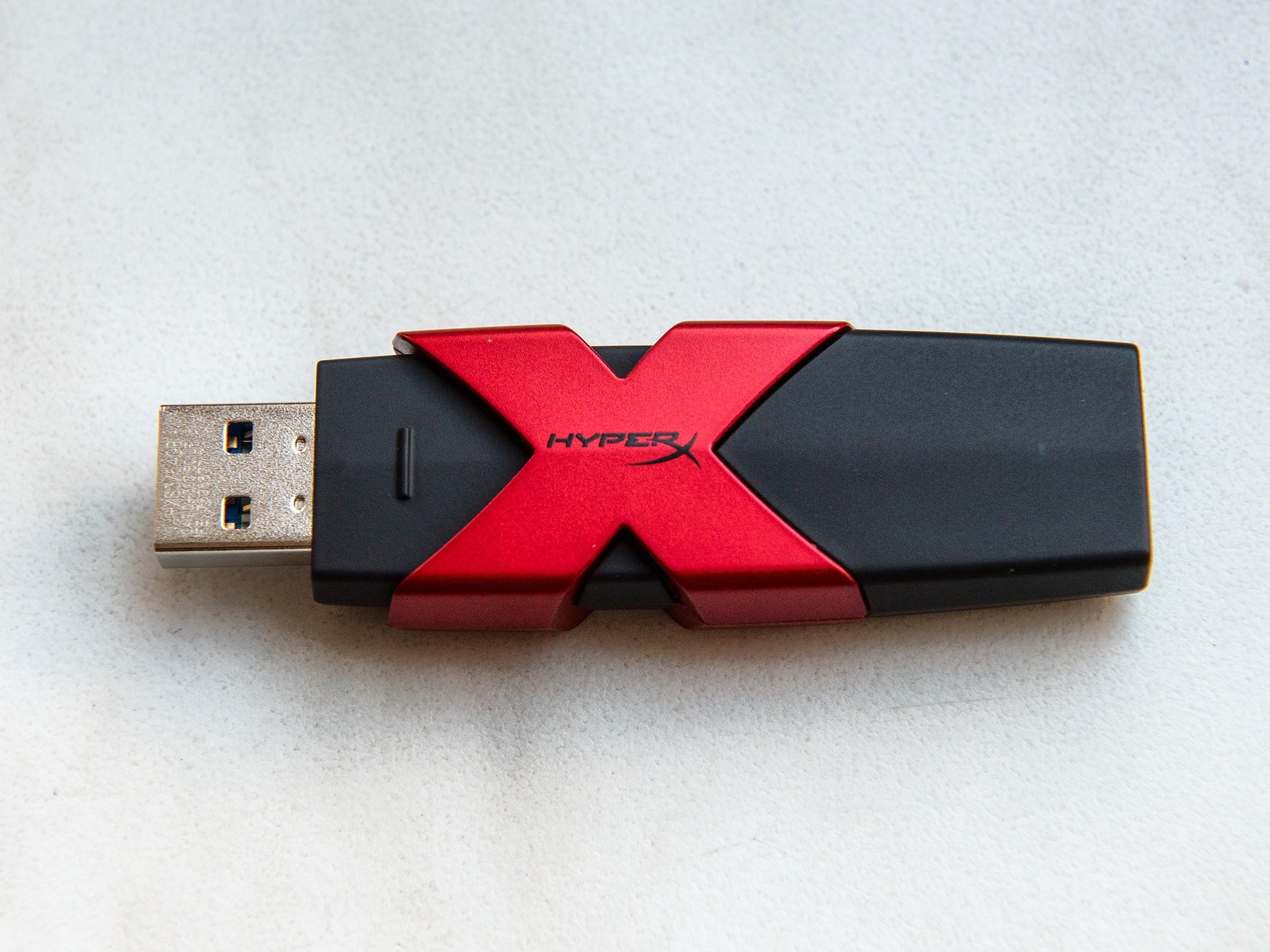 Флешка 64 гб kingston. Флешка HYPERX Savage 64gb. Kingston HYPERX 64gb флешка. Kingston Savage. Флешка баран.