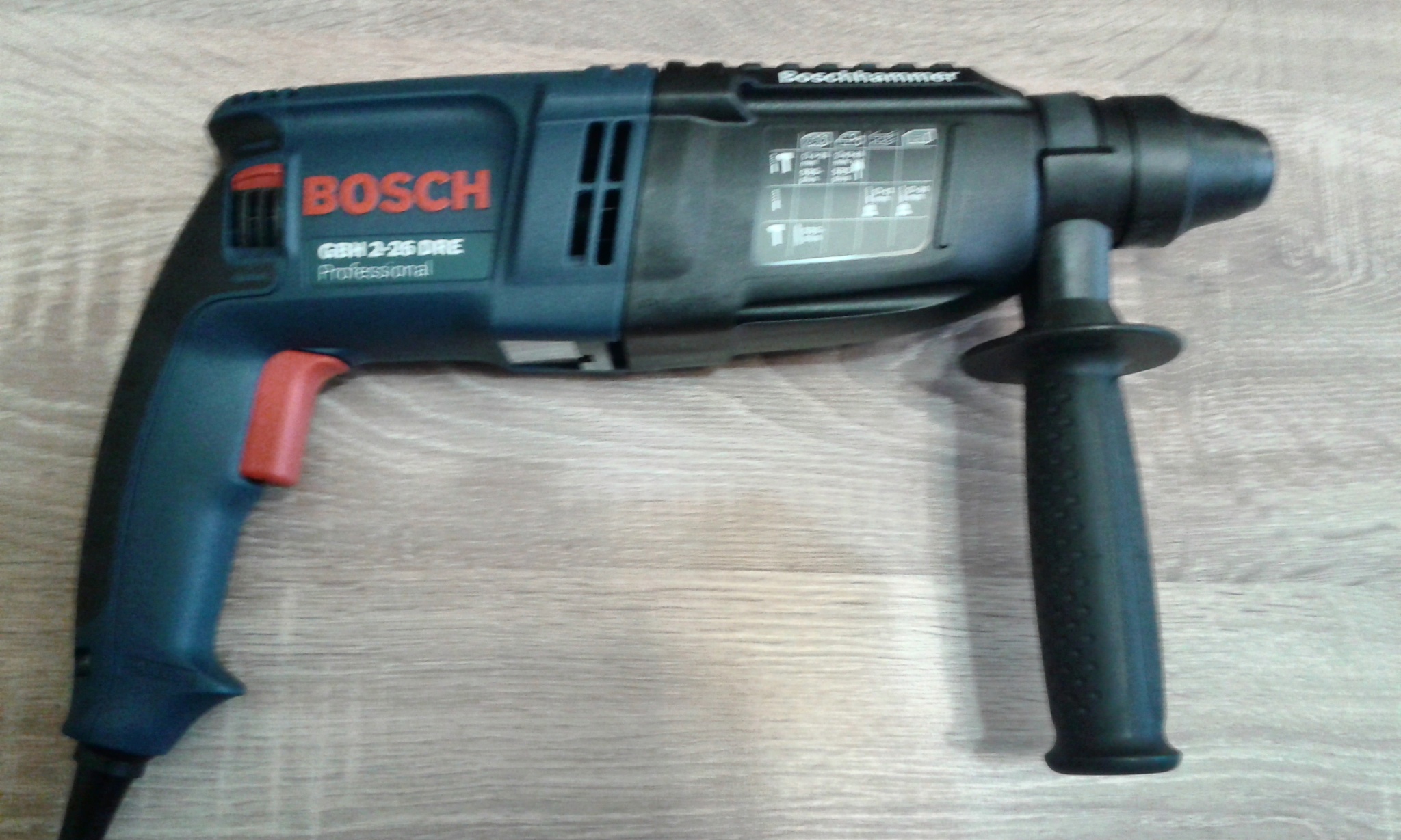 Bosch gbh 2 26 dre. Большой перфоратор бош под 32 бур. Перфоратор бош 2019. Перфоратор Bosch 1975г. Правда о перфораторах бош на авито.