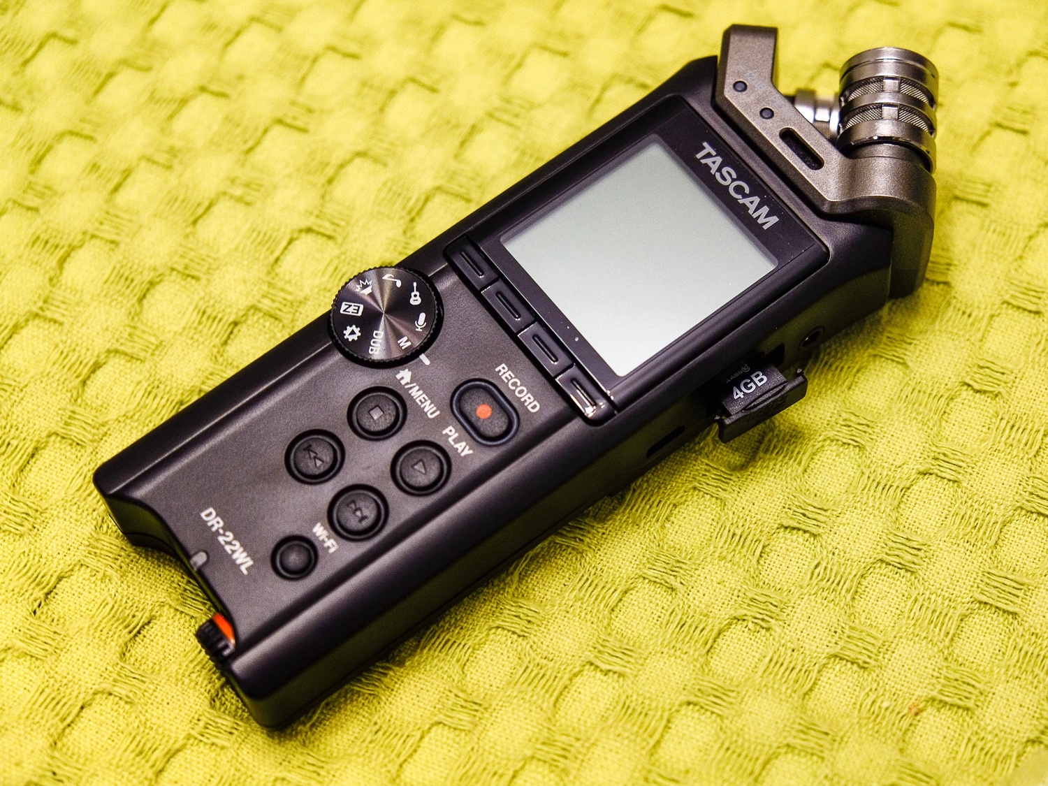 Обзор от покупателя на Цифровой диктофон TASCAM DR-22WL — интернет-магазин  ОНЛАЙН ТРЕЙД.РУ