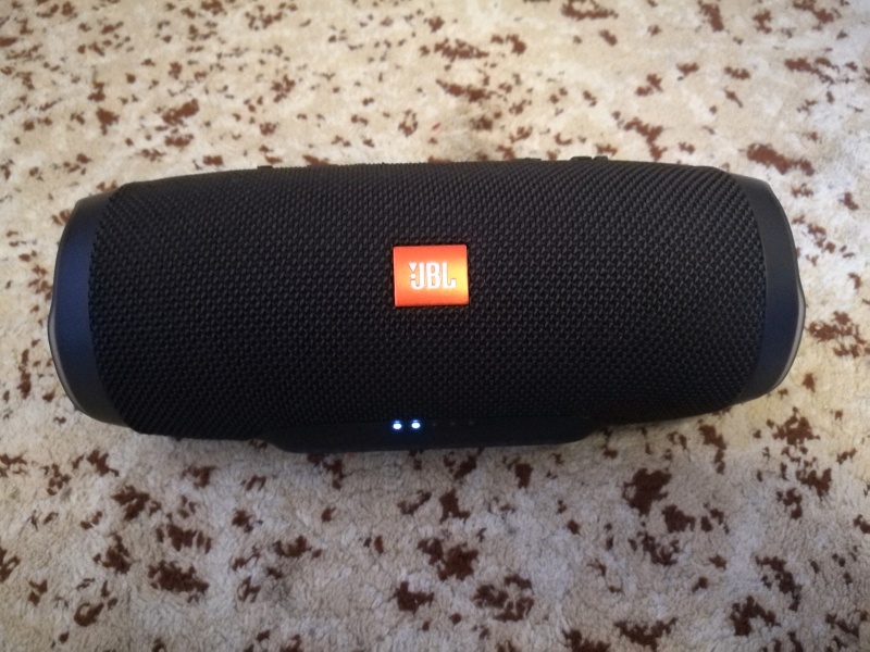 Jbl charge store 3 olx original