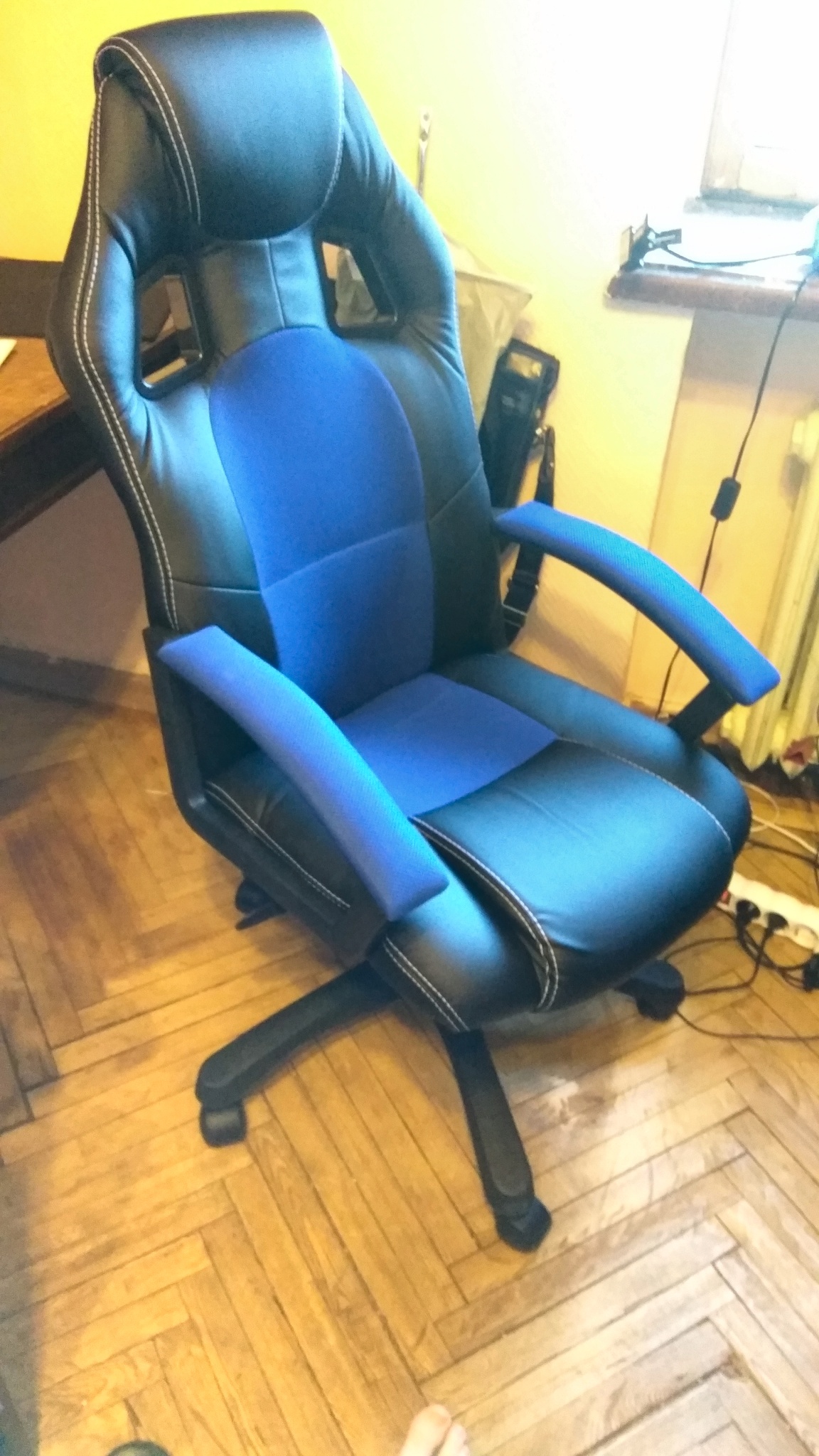 Обзор от покупателя на Кресло офисное Tetchair DRIVER кож/зам/ткань ...