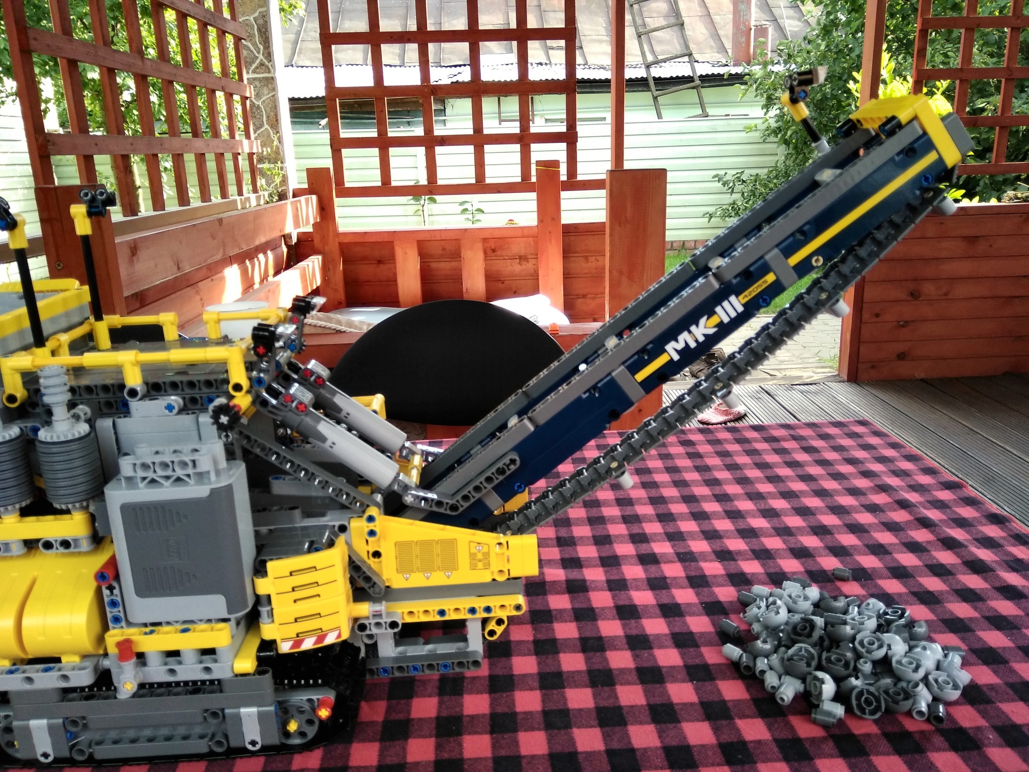 Обзор от покупателя на Конструктор LEGO® Technic™ 42055 Роторный экскаватор  — интернет-магазин ОНЛАЙН ТРЕЙД.РУ