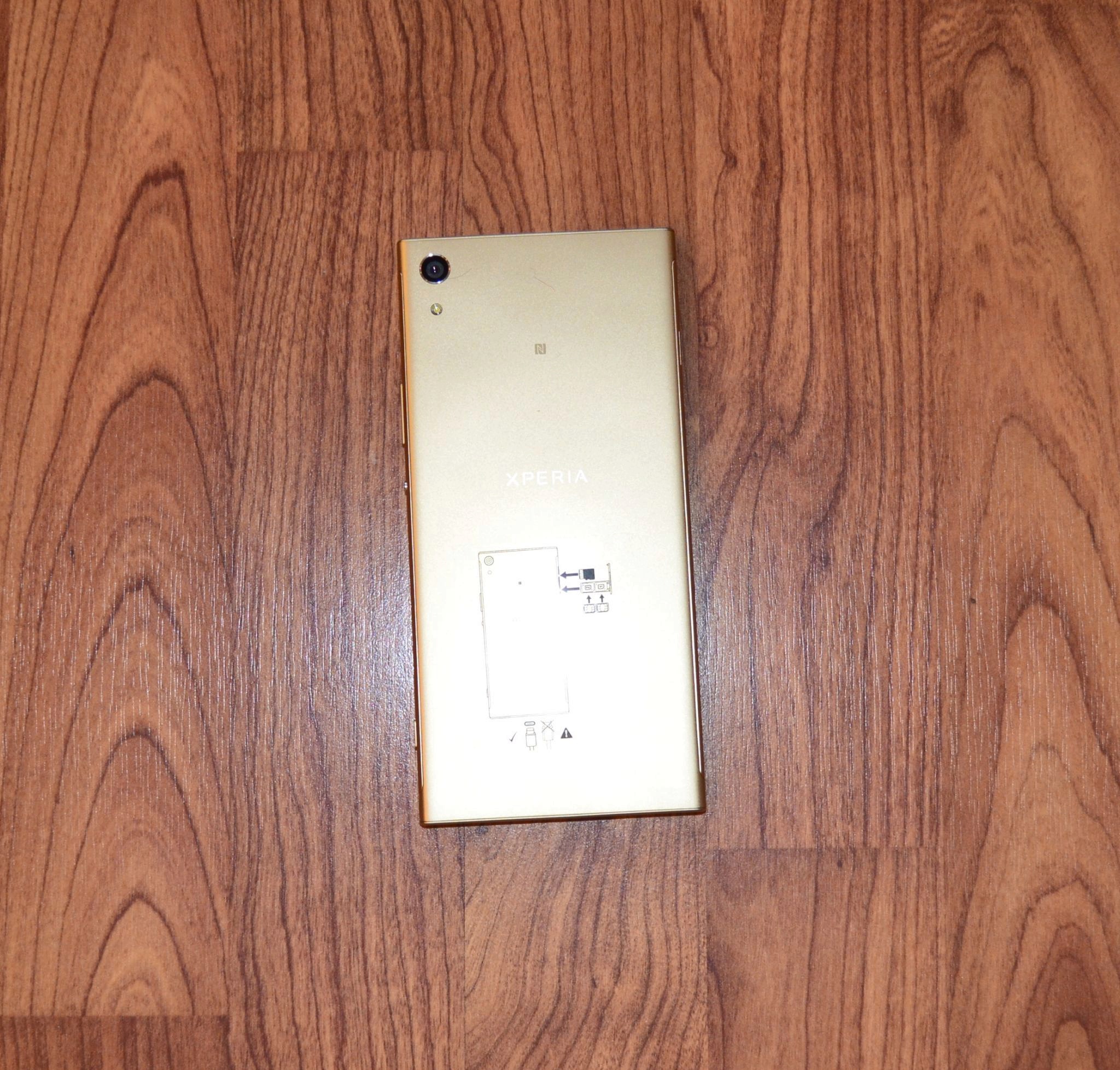 Cache Batterie Arrière Doré Pour Sony Xperia XA1 Ultra G3221 - Pièce De Rechange Générique