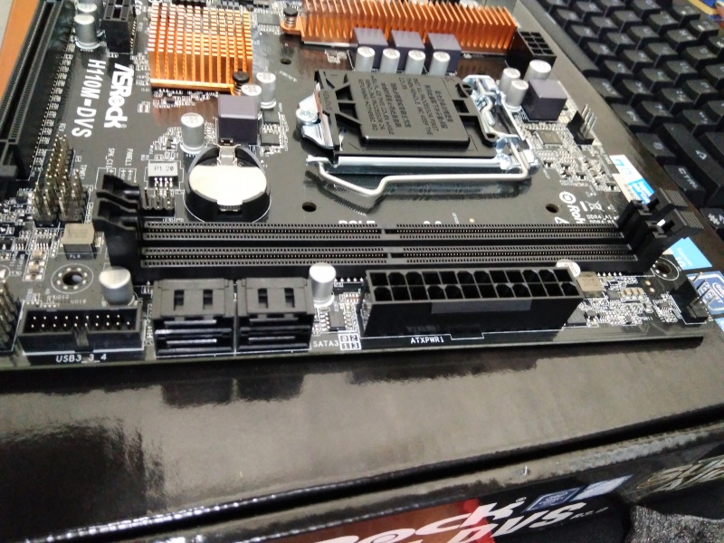 Обзор на Материнская плата ASRock H110M-DVS R3.0 (LGA1151, microATX) - изображение 9