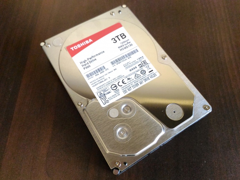 Обзор на Жесткий диск Toshiba P300 3.5" 3Tb, SATA III, 64Mb 7200rpm HDWD130EZSTA - изображение 1