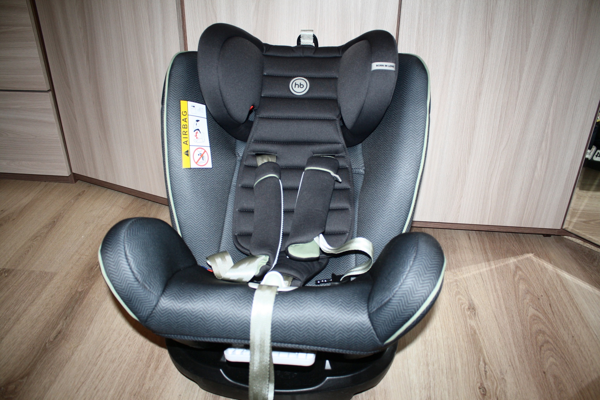 детское кресло happy baby voyager