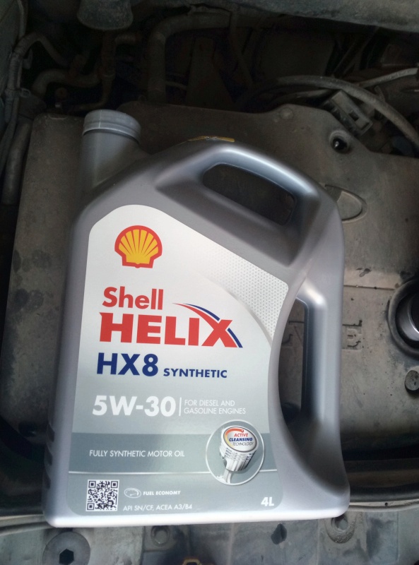 Обзор на Моторное масло SHELL Helix HX8 Synthetic 5W-30 4 л - изображение 1