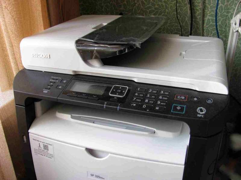 Обзор на Лазерное МФУ Ricoh SP 325SNW - изображение 1