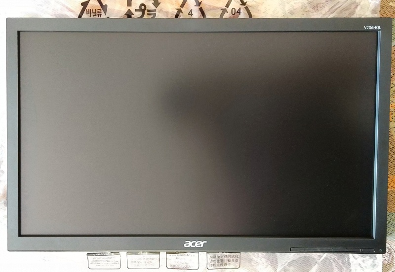 Обзор на Монитор Acer V206HQLAb, 19.5", Black - изображение 6