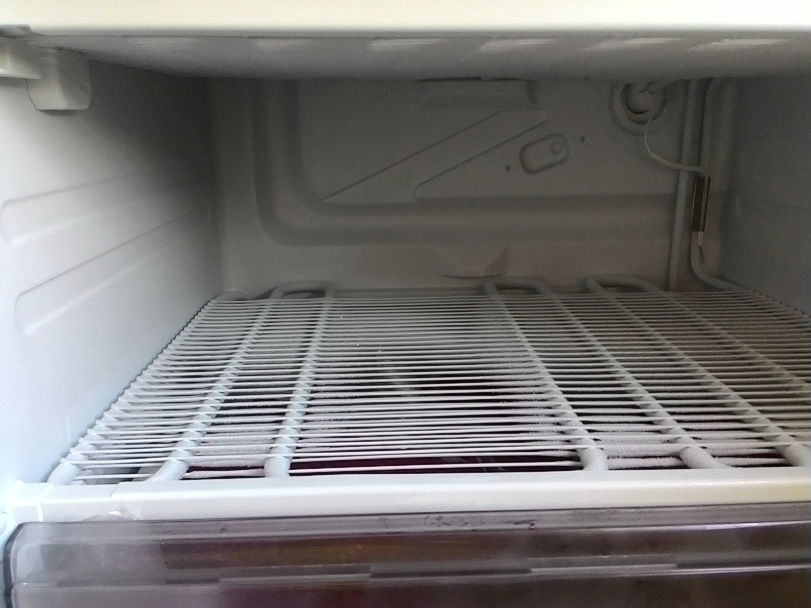 Холодильник Атлант морозилка