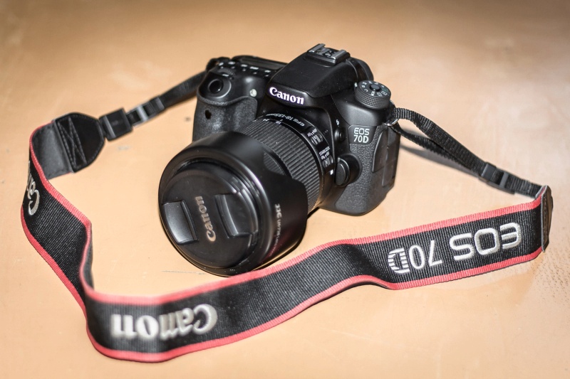 Обзор на Цифровой зеркальный фотоаппарат Canon EOS 70D Body - изображение 1