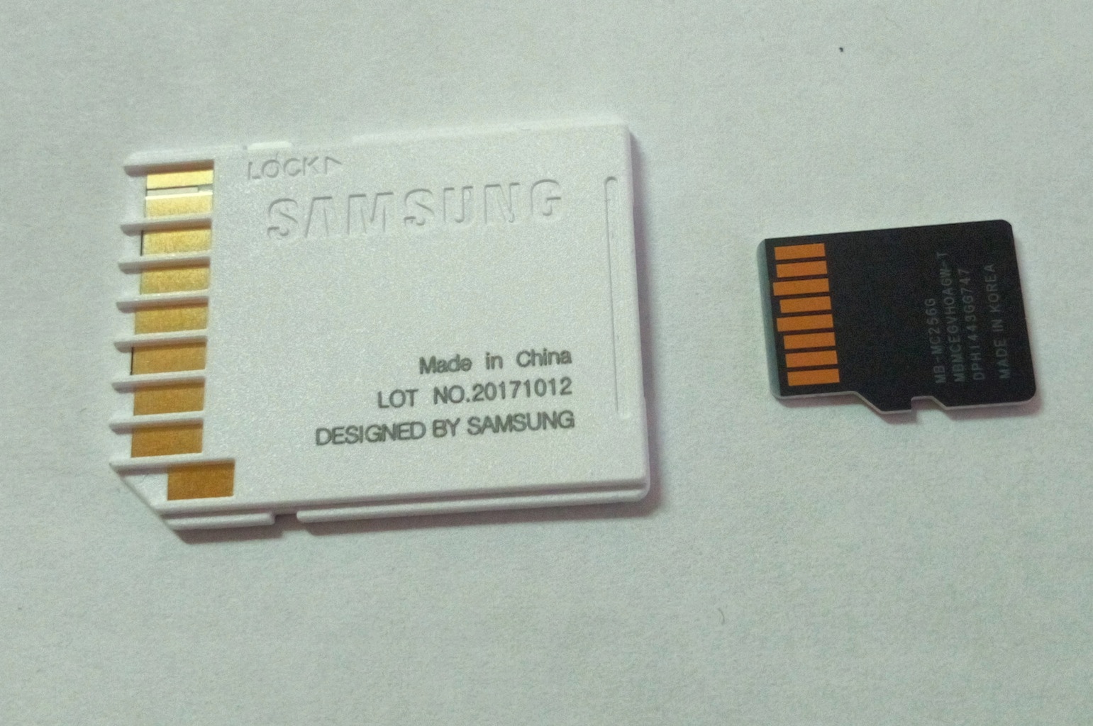 Самсунг память сим. Samsung MICROSD 256. MB-mc256ha/CN. SD С доп контактами uhs2. Самсунг с памятью 126.