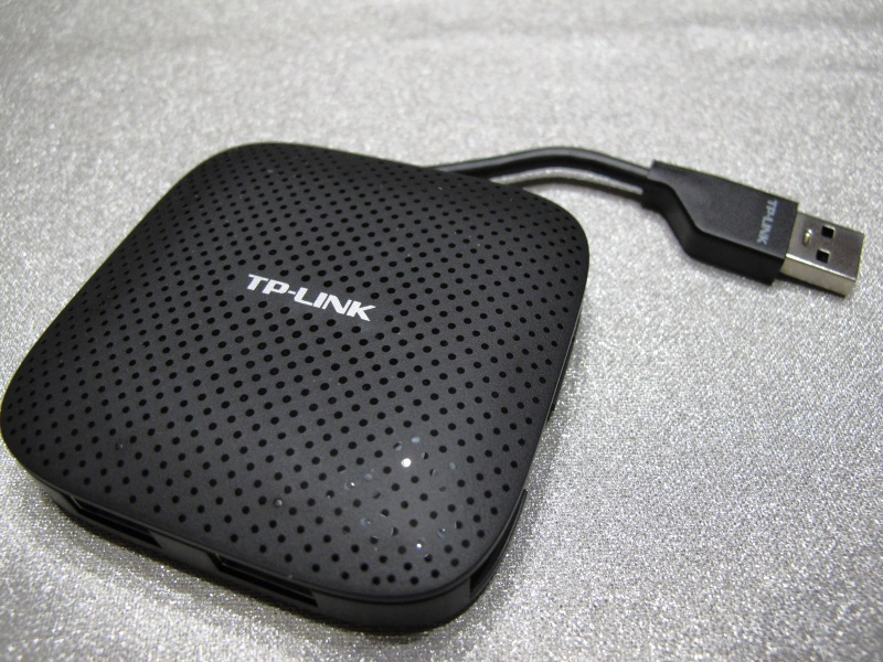 Usb hub tp link. Tp-link uh400. usb-концентратор tp-link uh400. хаб (разветвитель) tp-link uh400, черный. юсб тп линк.
