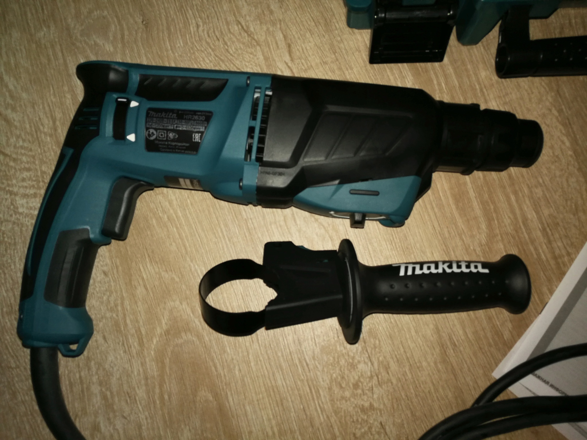 Makita 184758 hr2630. Перфоратор Макита 2630ft.