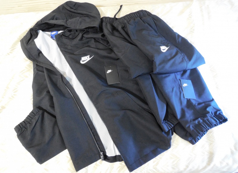 Nike b nsw trk hotsell suit av15