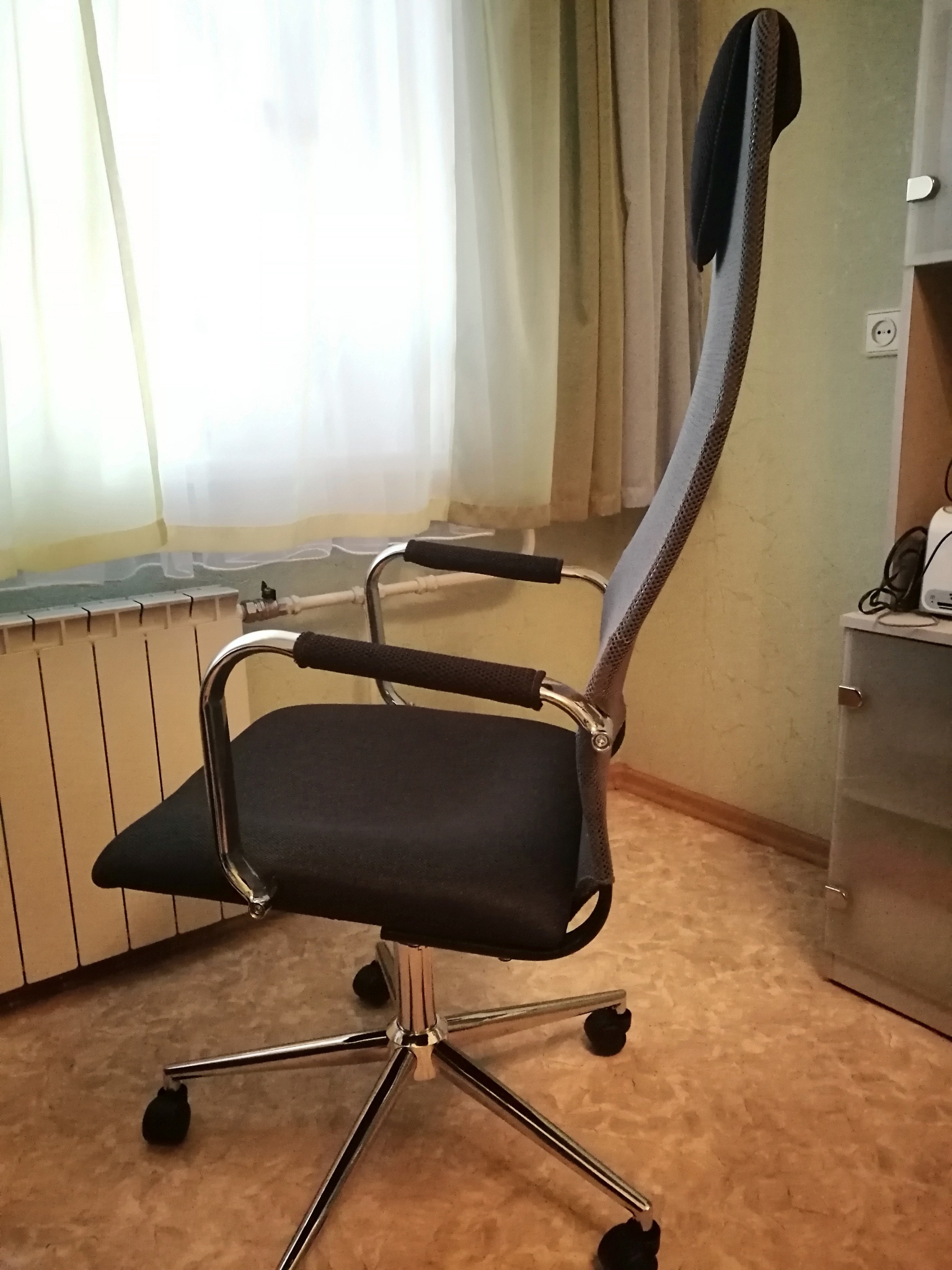 Компьютерное кресло бюрократ kb 9n для руководителя