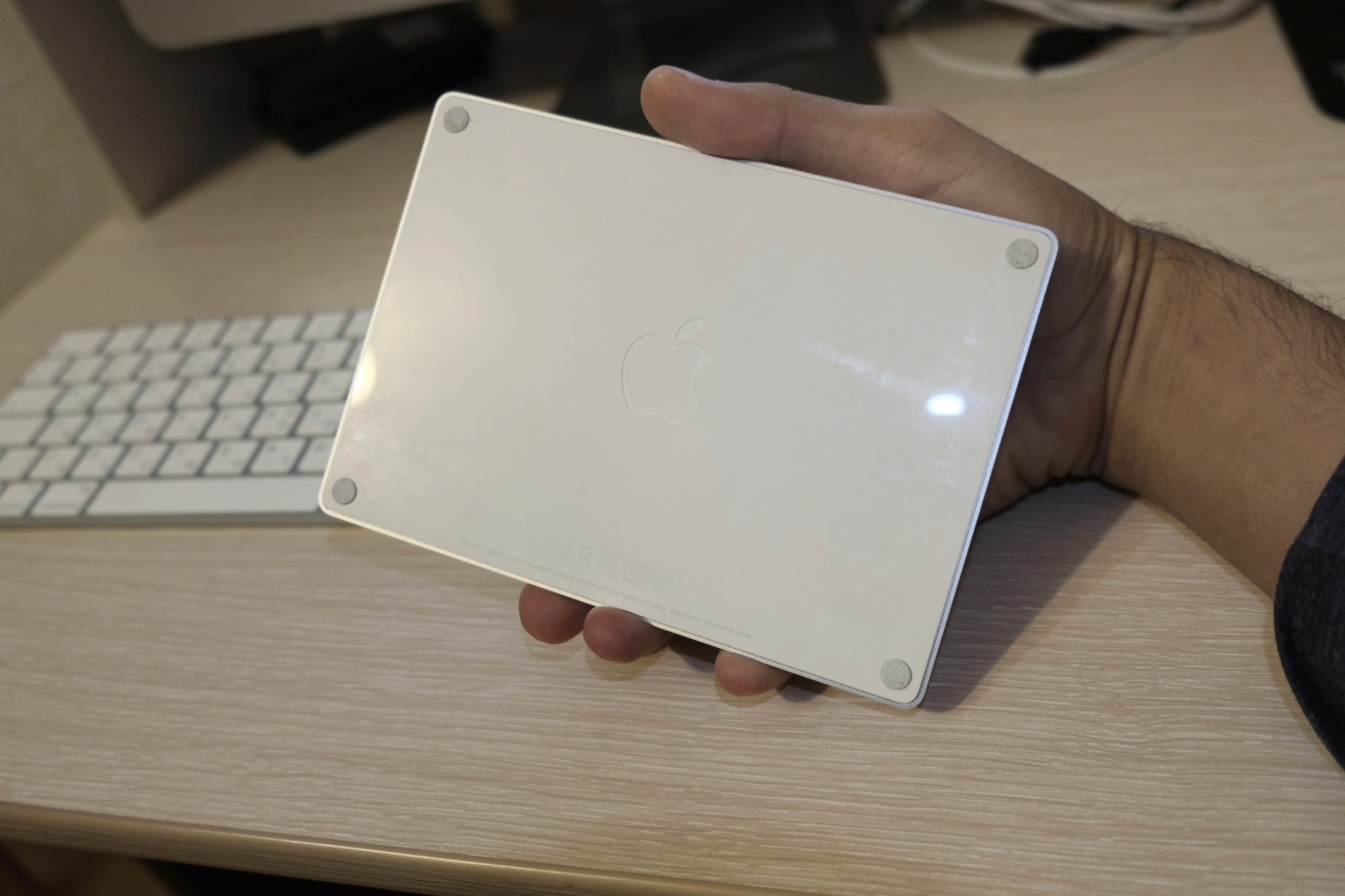 magic trackpad 2 bluetooth