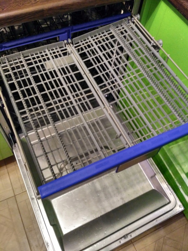 Обзор на Посудомоечная машина встраиваемая Midea MID60S500 - изображение 3