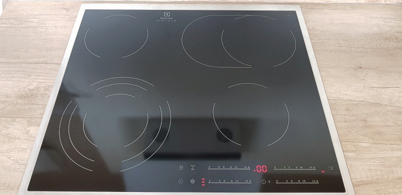 Обзор на Электрическая варочная панель Electrolux EHF96547XK - изображение 6