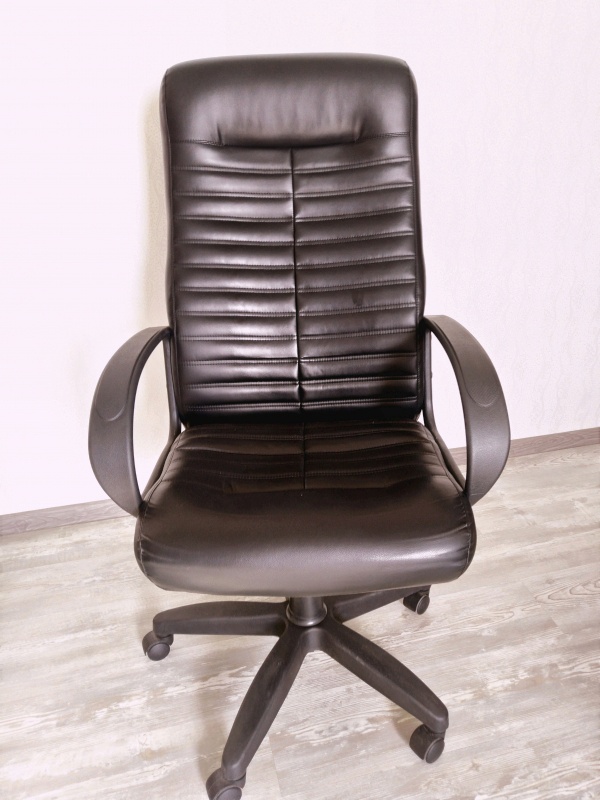 Кресло vt chairman 480 lt кожзам черный
