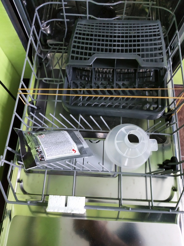 Обзор на Посудомоечная машина встраиваемая Electrolux ESL 94510LO - изображение 11