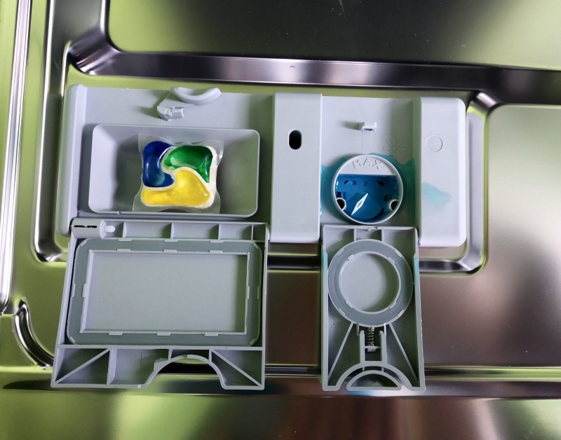 Обзор на Посудомоечная машина встраиваемая Electrolux ESL 94510LO - изображение 17