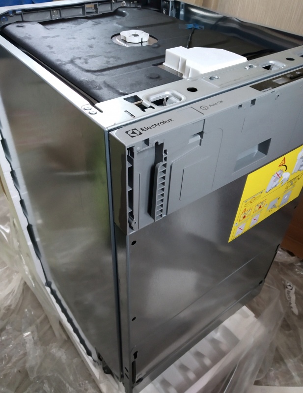 Обзор на Посудомоечная машина встраиваемая Electrolux ESL 94510LO - изображение 8