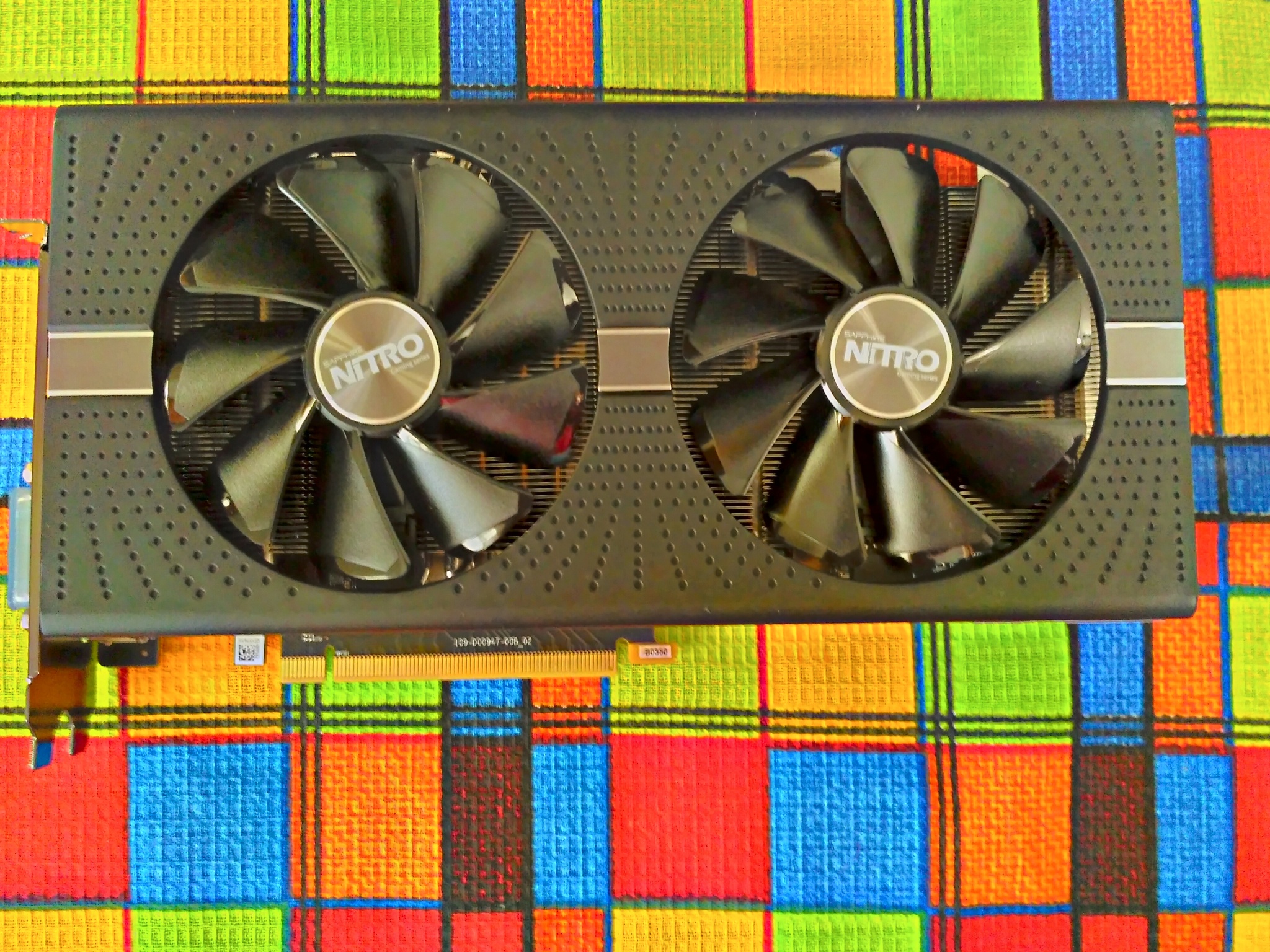 Amd 570 nitro. RX 570 Sapphire Nitro.