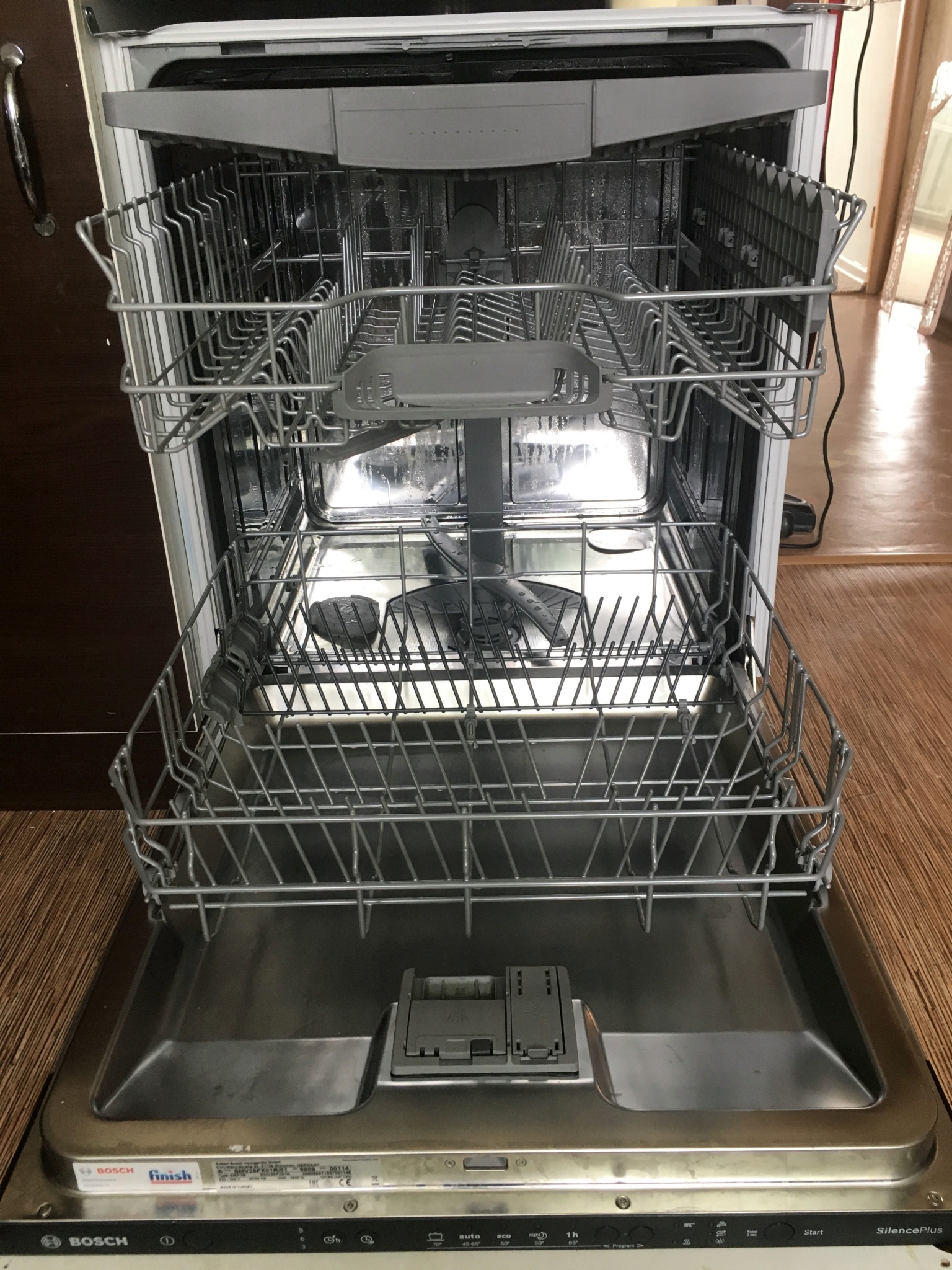 Как установить посудомоечную машину на кухне