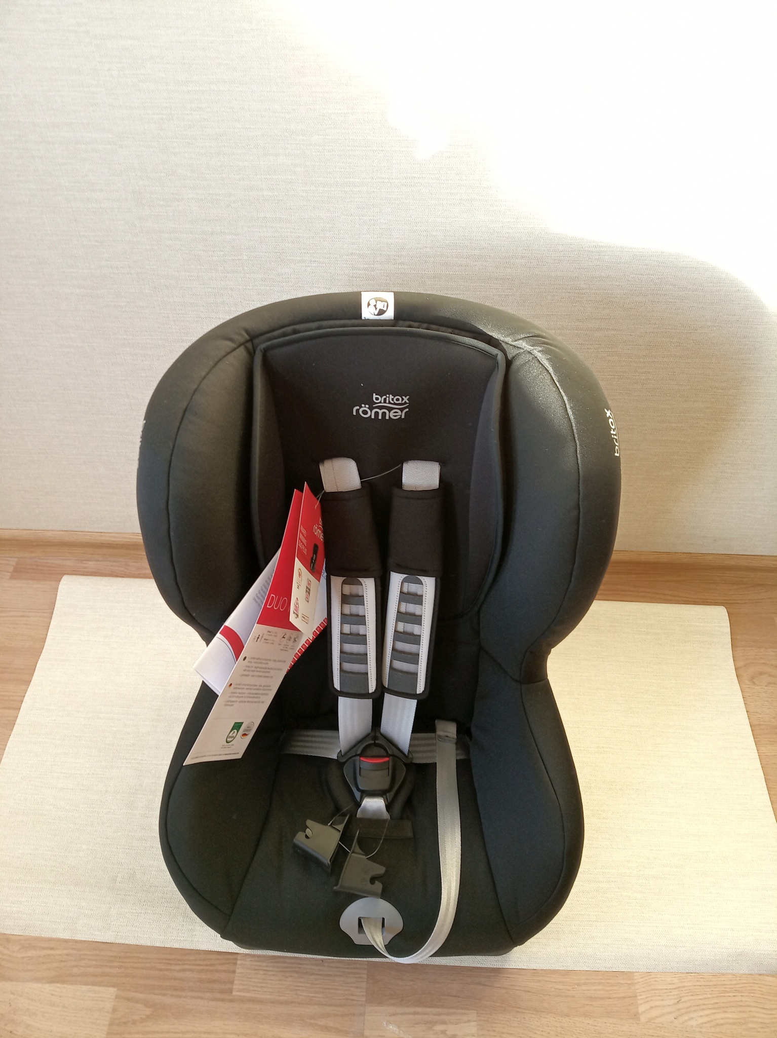 Britax Roemer Duo Plus Cosmos Black Trendline