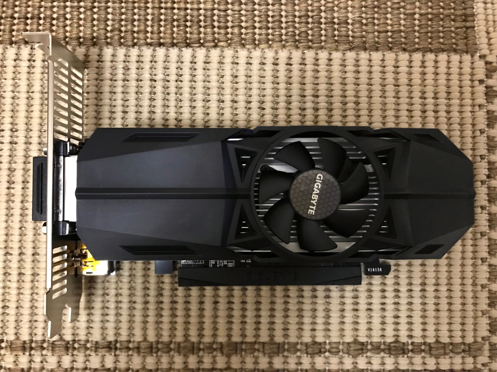 Gtx 1050 low profile. Gigabyte GEFORCE GTX 1050 ti OC Low profile 4g.