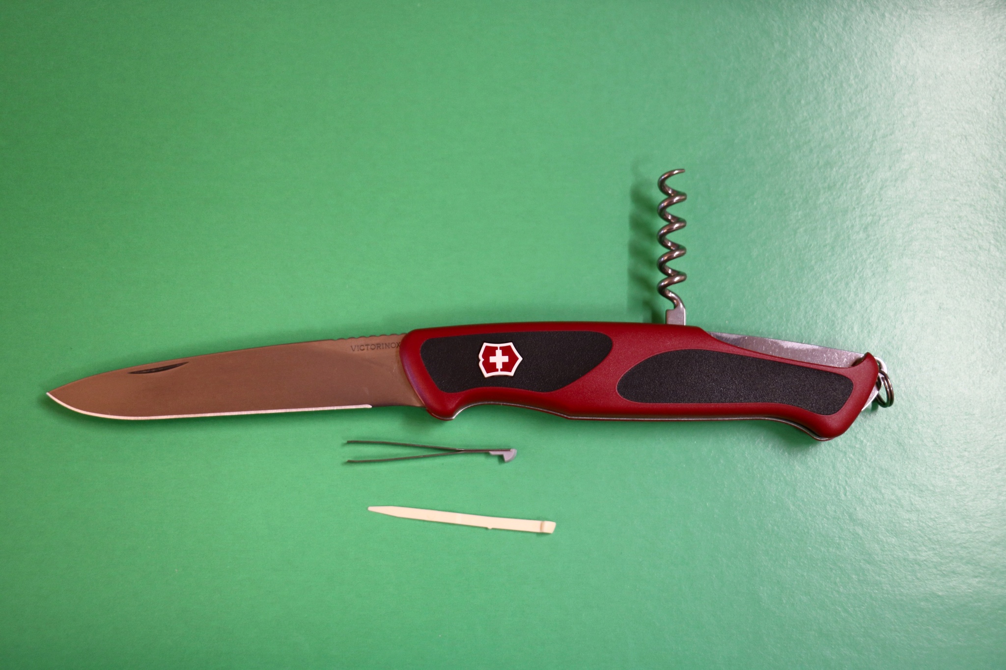 Нож victorinox rangergrip