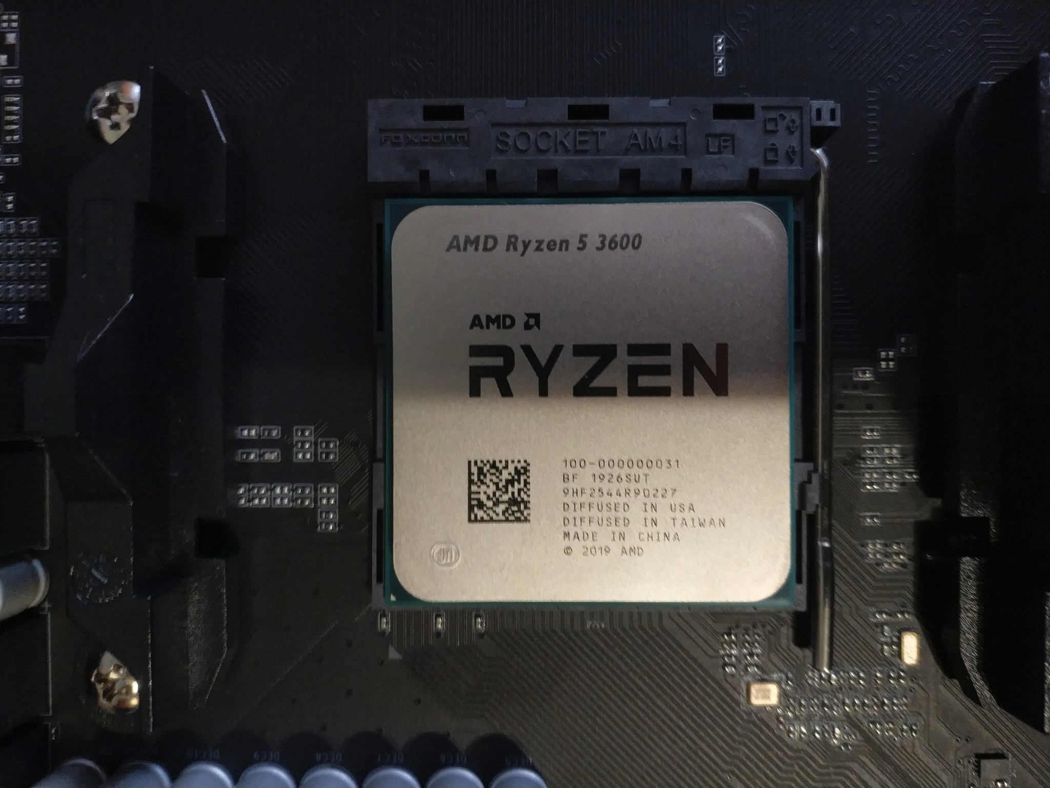 Ryzen x6. AMD Ryzen 5 3600. AMD Ryzen 5 3600 OEM. Процессор AMD Ryzen 5. Процессор AMD Ryzen r5-3600.
