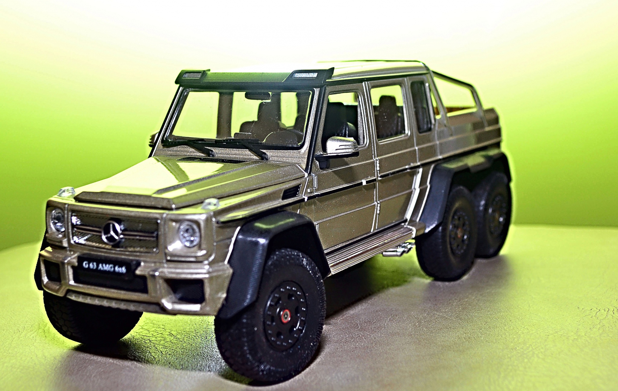Игрушечные металлические масштабные модели автомобилей в Москве - Родные игрушки